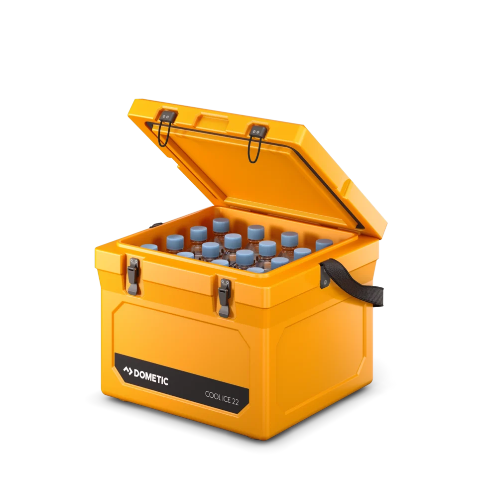 Dometic 9600049501 Cool-Ice WCI Ice Chest/Dry Box 33 Liter in Glow